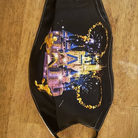 Disney Face Mask - Picture 1 of 2